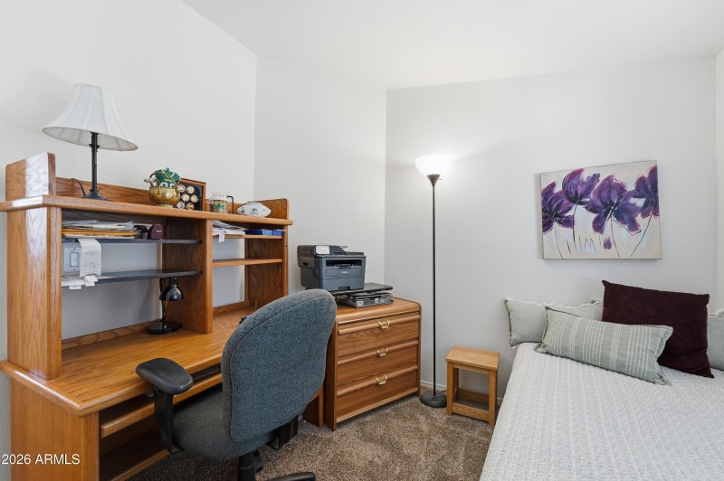 17-017-guest-bedroom