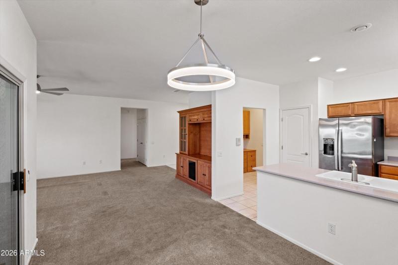 11-Dining to Kitchen