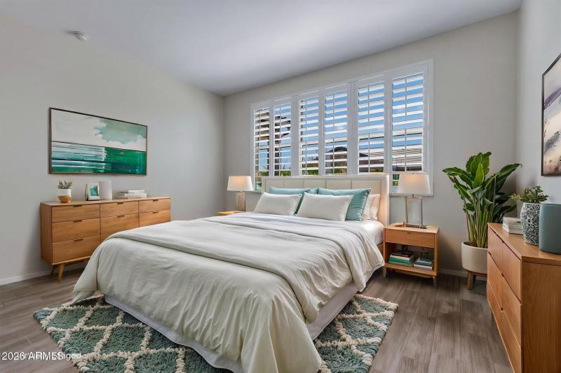 36-web-or-mls-Yvonne Done virtually stag