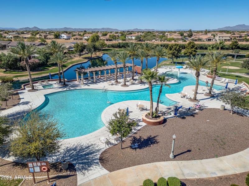 65-web-or-mls-Community-19