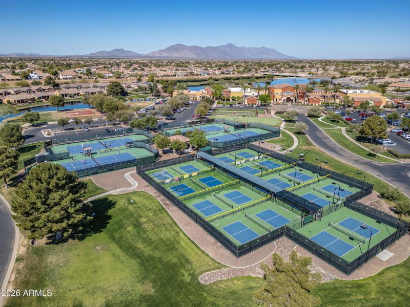 73-web-or-mls-Community-11