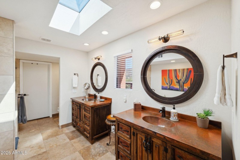 31-web-or-mls-40205-n-26th-st