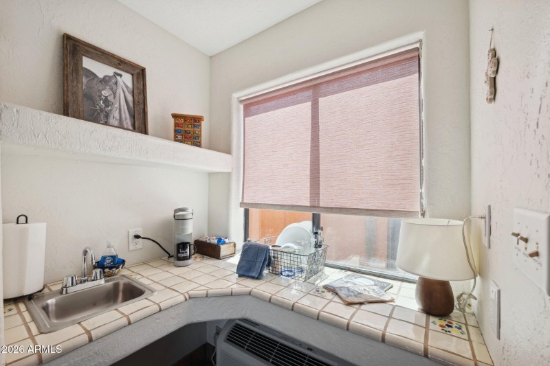 50-web-or-mls-40205-n-26th-st