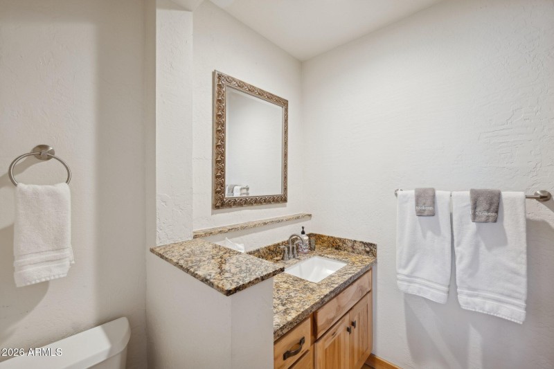 64-web-or-mls-40205-n-26th-st