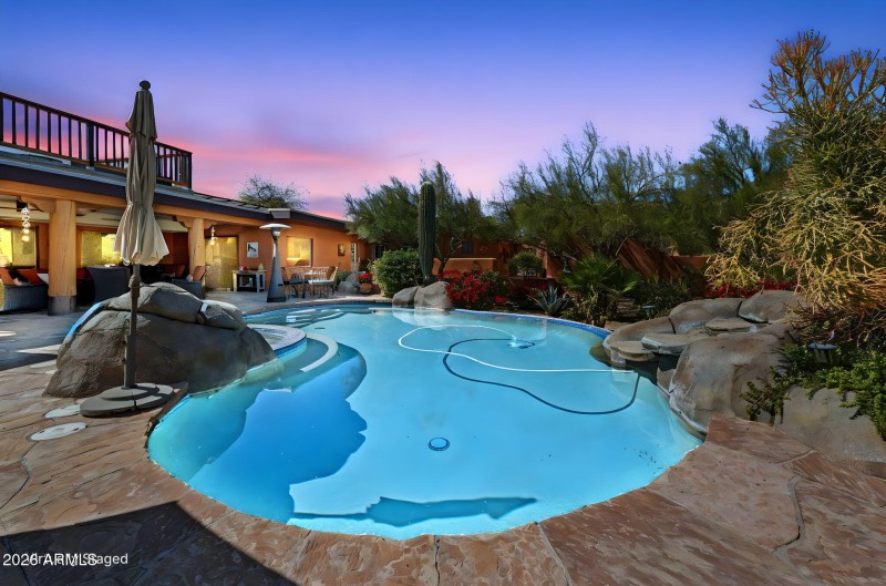 100-web-or-mls-40205-n-26th-st