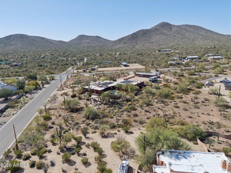 120-web-or-mls-40205-n-26th-st