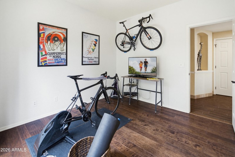 Bedroom 5/1st floor (exercise room)