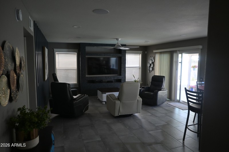 Primrose family room