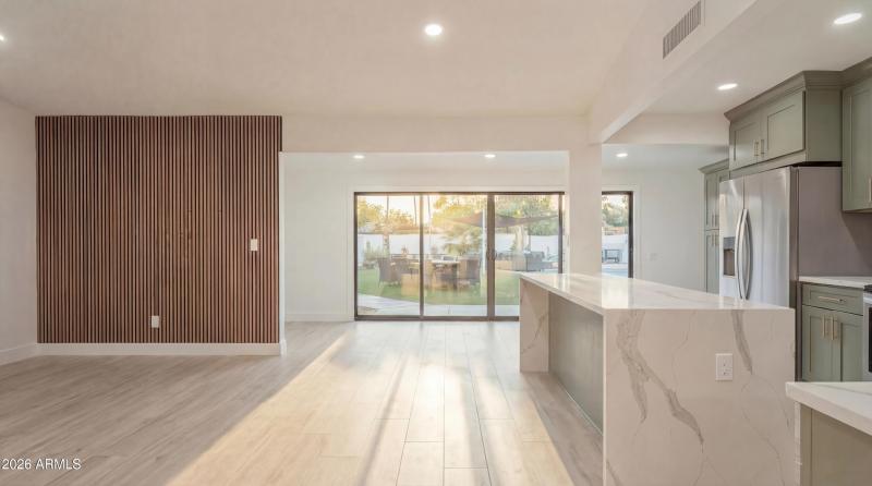 Kitchen & Dining Room