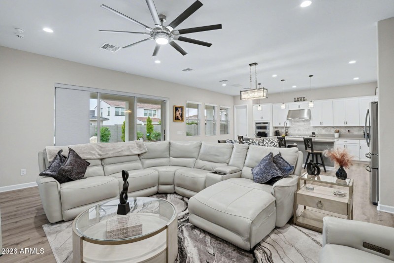 18-web-or-mls-Untitled-25