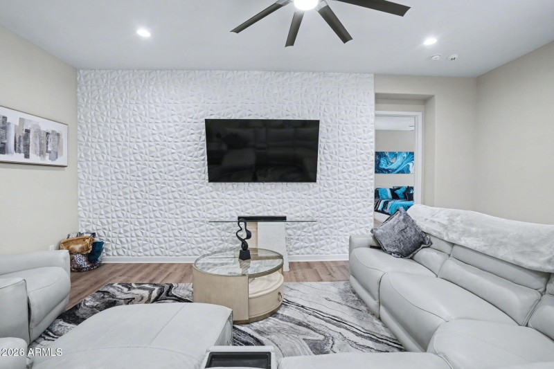 20-web-or-mls-Untitled-27