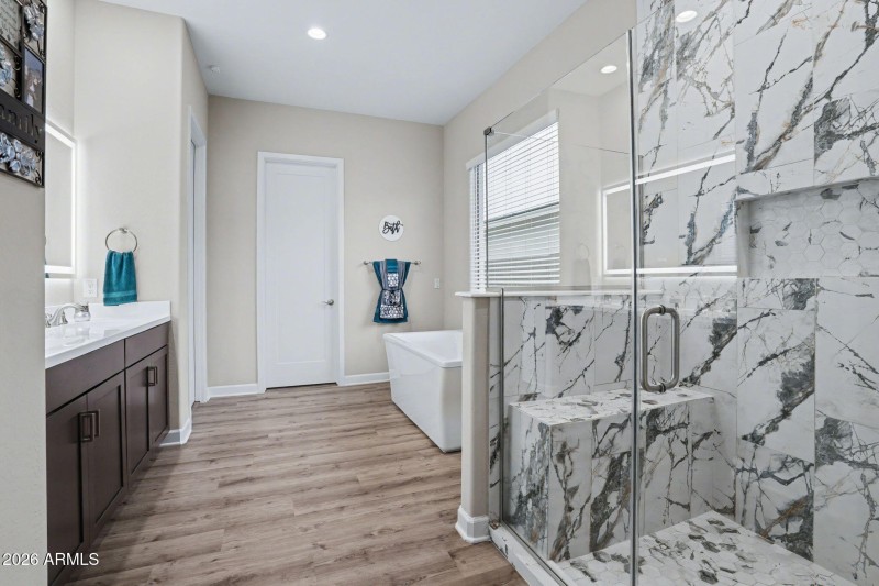 25-web-or-mls-Untitled-32