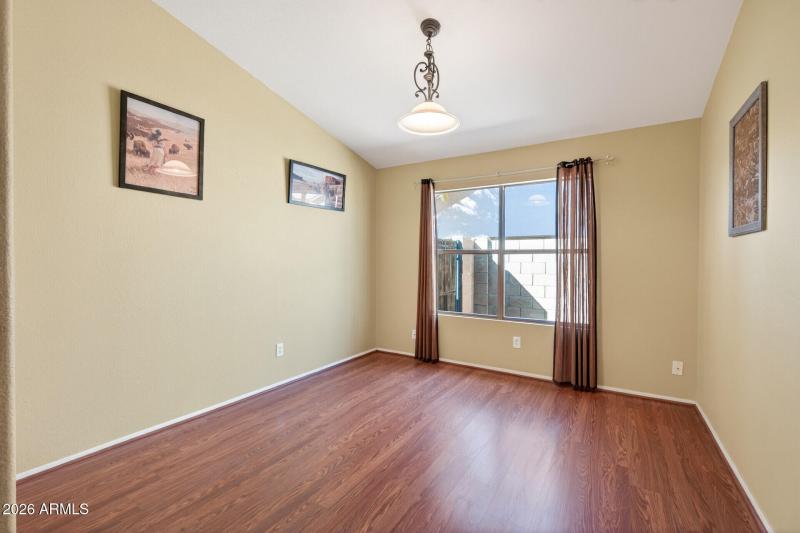 11_10014_N_Potter_Dr11_mls