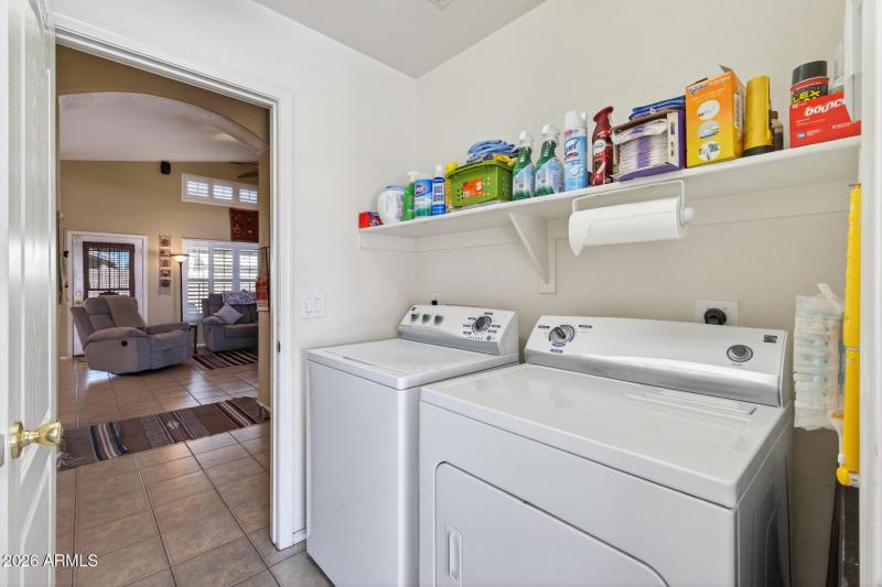 44_10014_N_Potter_Dr44_mls