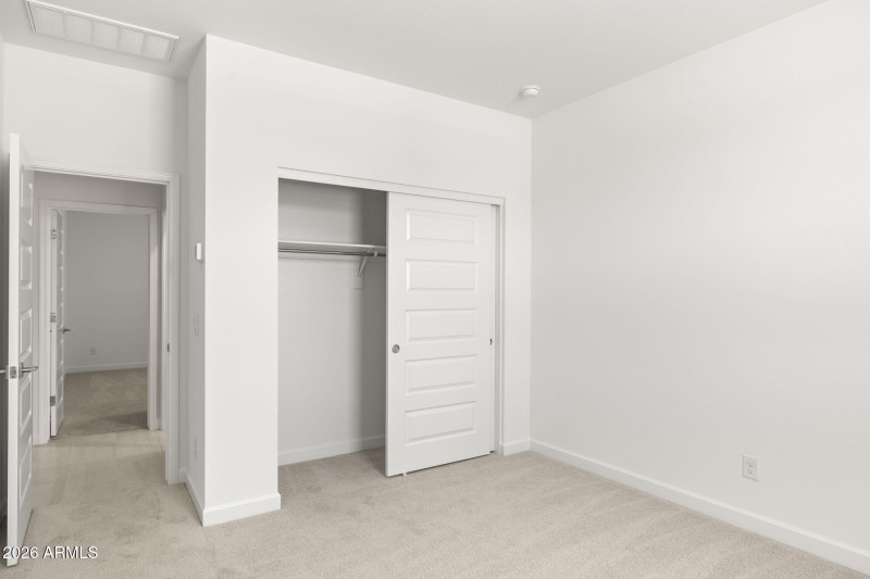 32-web-or-mls-6830-w-molly-ln