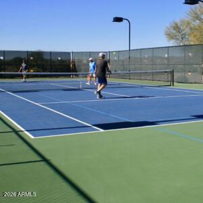 tennis and pickle ball courts