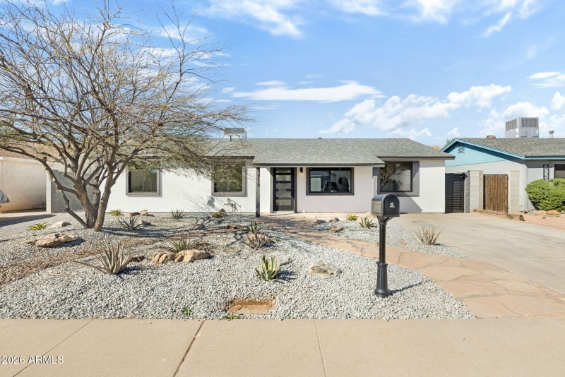3718 E Evans Dr Phoenix - 205
