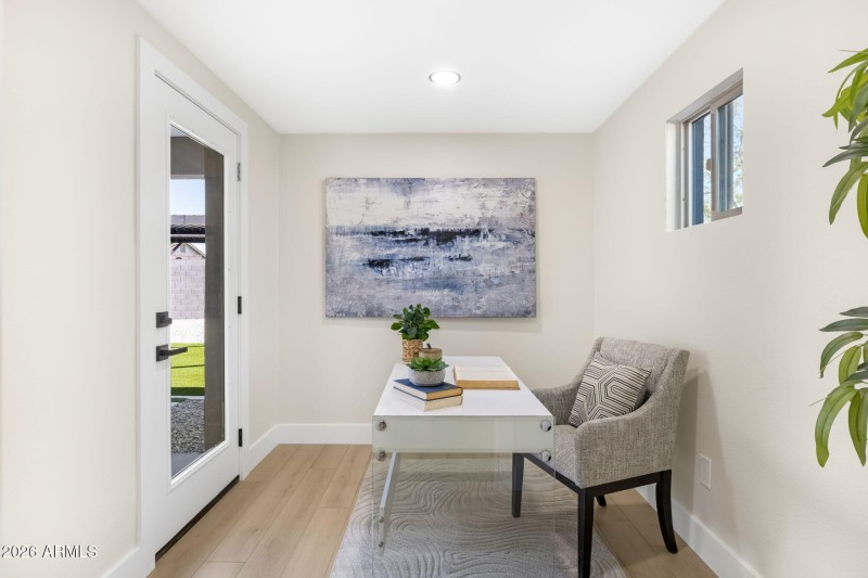 3718 E Evans Dr Phoenix - 285