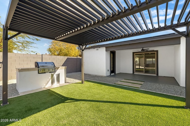 3718 E Evans Dr Phoenix - 350