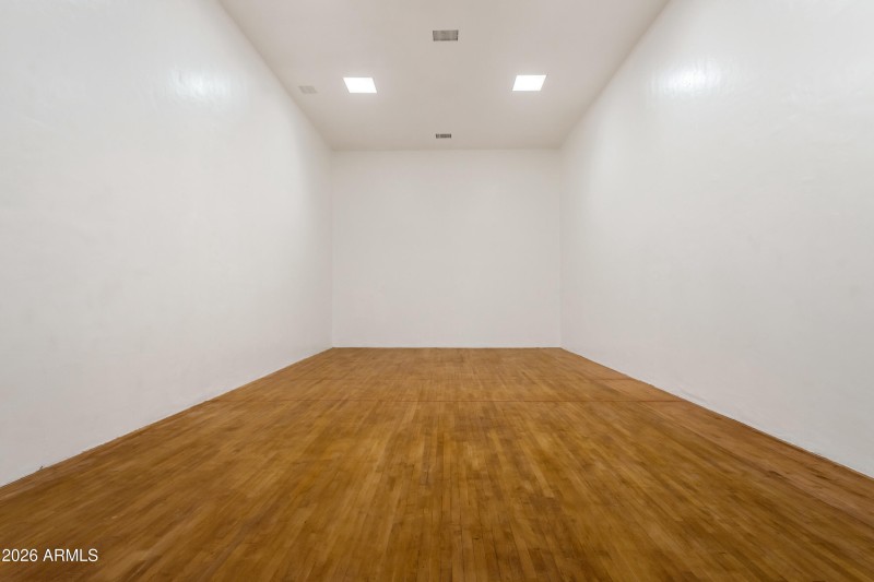 RACKETBALL COURT