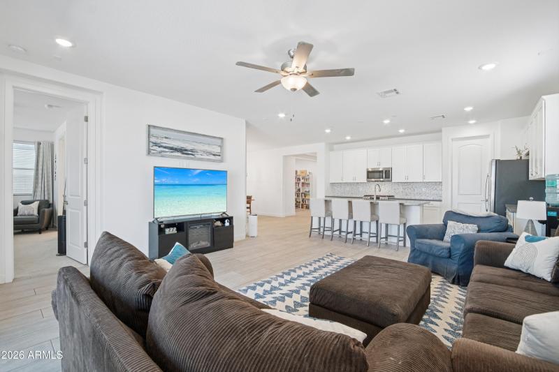 7-print-W Dahlia Dr-S1403-007