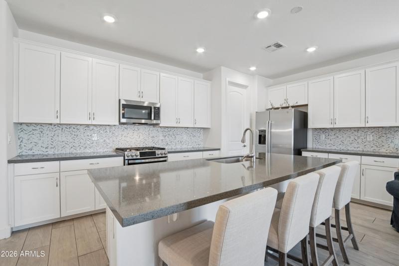 9-print-W Dahlia Dr-S1403-009