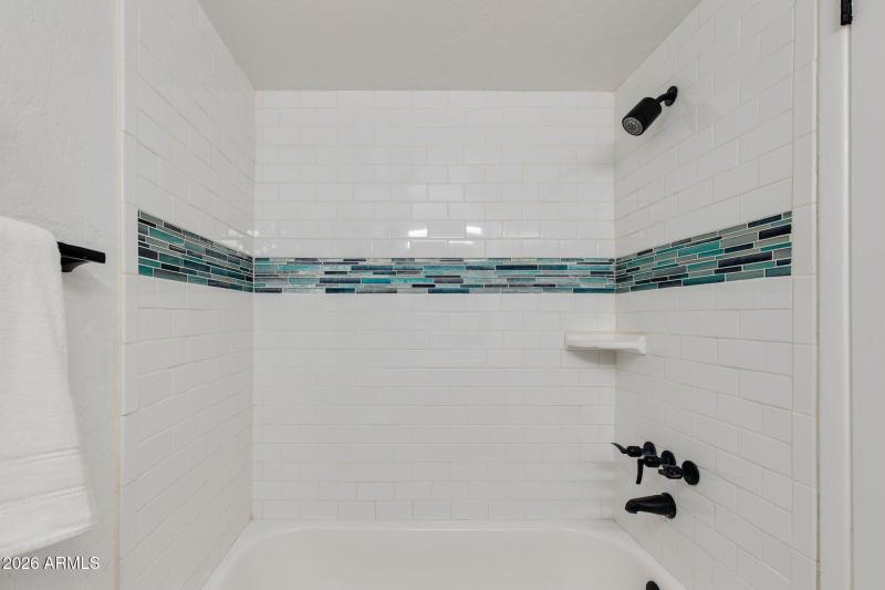 Hall Bath Tub/Shower