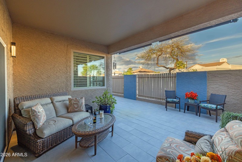 BACK YARD PATIO PRIVATE