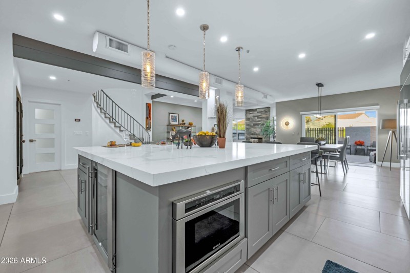 WINE FRIG & MICROWAVE