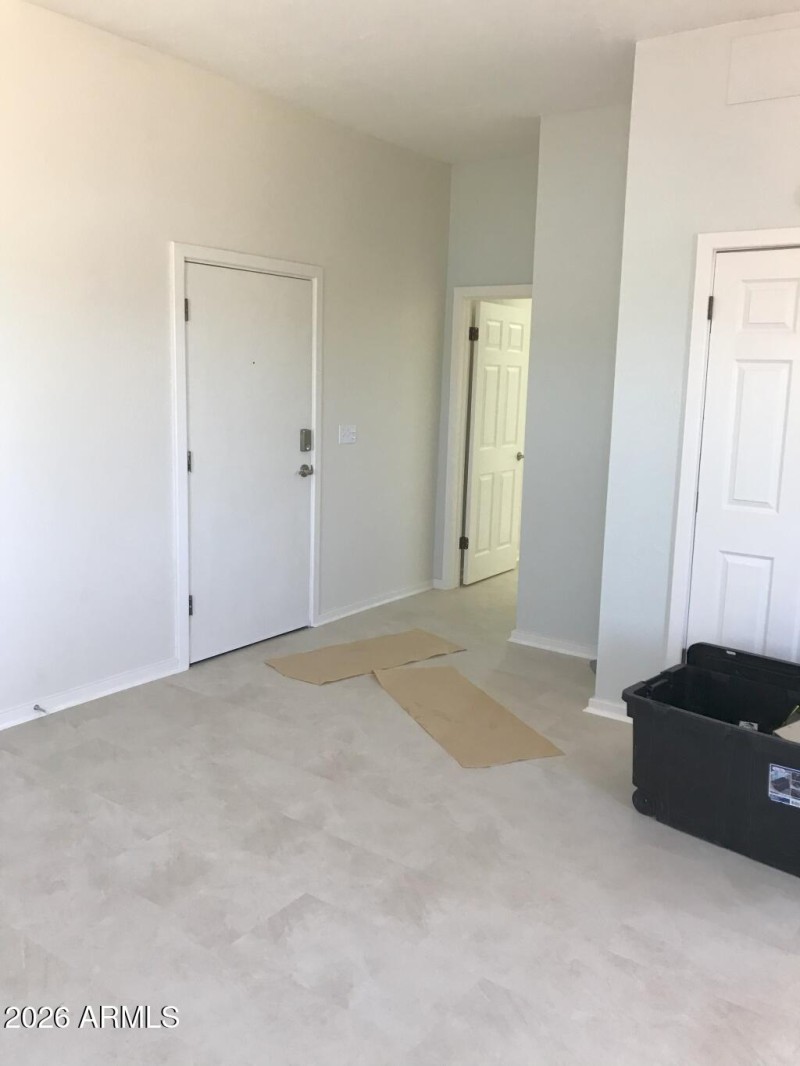 Apt B - Living Room-03