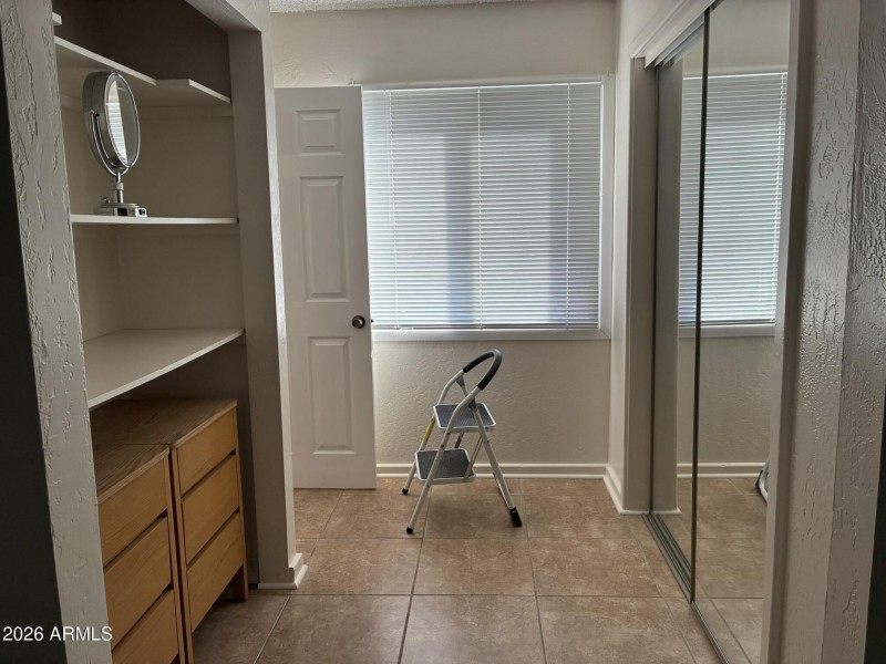 Apt C - Bedroom - Master - Dressing Room