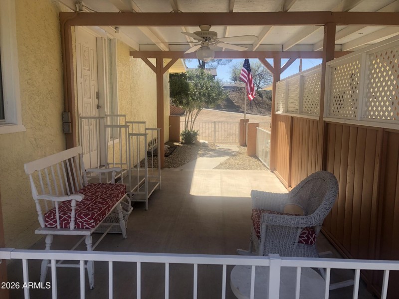 Apt C - PatioCourtyard-04