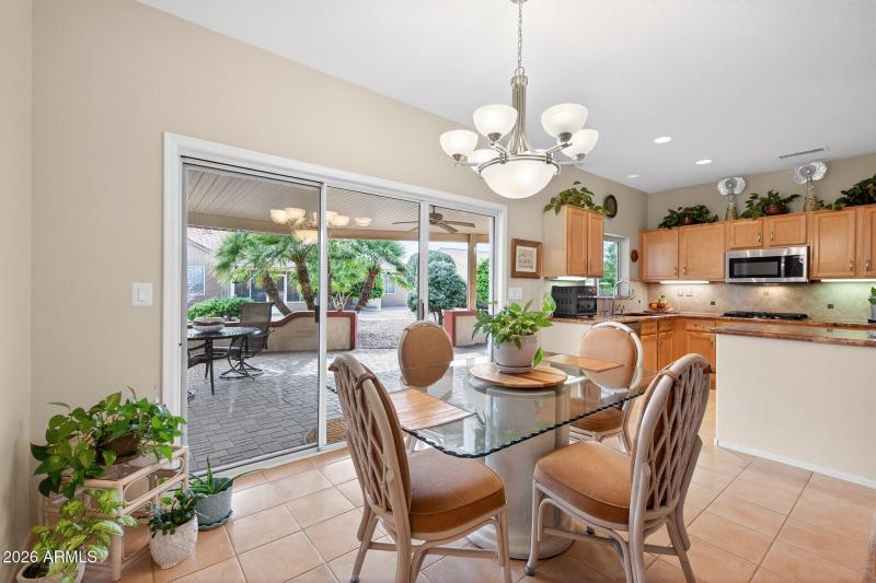 Breakfast Area off kitchen