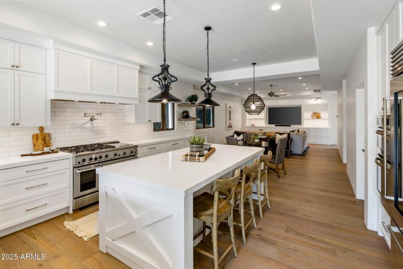 22-web-or-mls-D46A6423