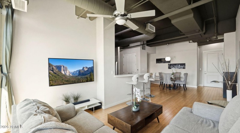 Family Room to Dining