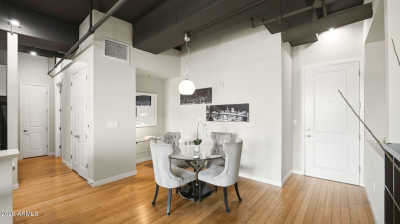 14-web-or-mls-P1508376