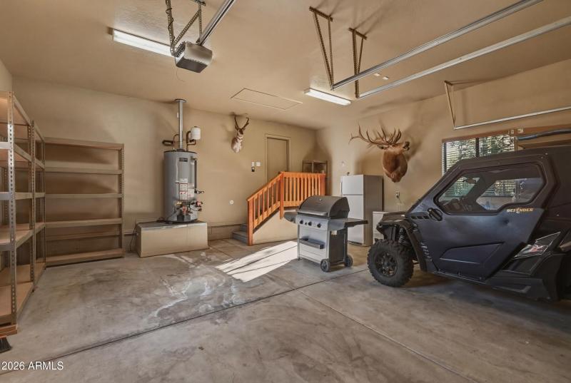 33 Garage interior