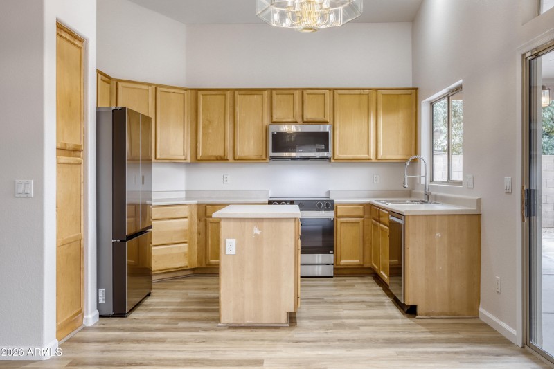 311 E Laredo Ave - Print Quality - 013 -