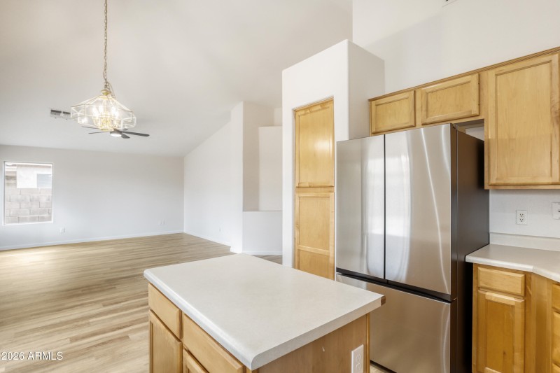 311 E Laredo Ave - Print Quality - 016 -