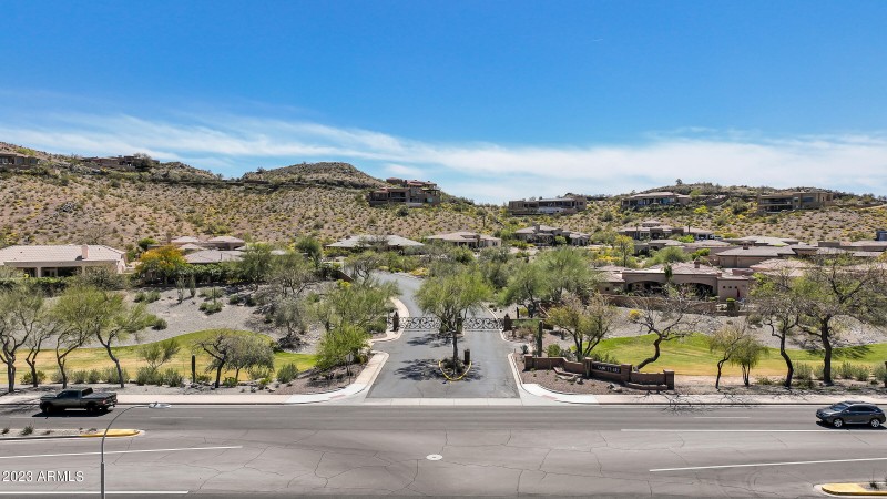 2134 E Barkwood Rd-17