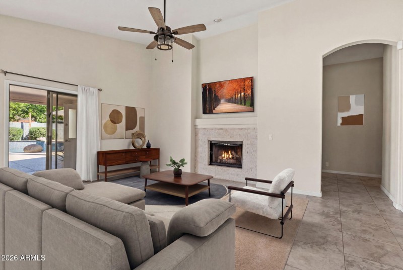 8336 W Stella Way Glendale - 248 (2)