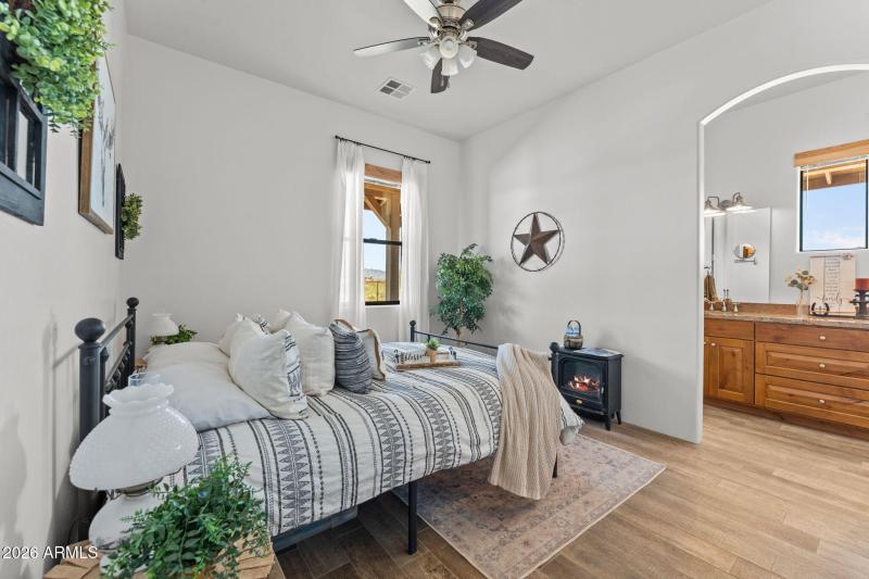 14-web-or-mls-DSC09068