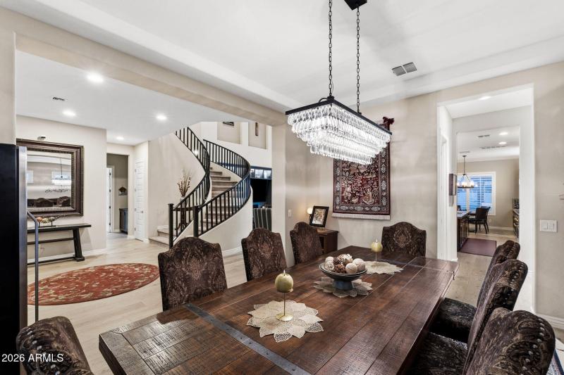 017__4269 E Sierra Madre Ave