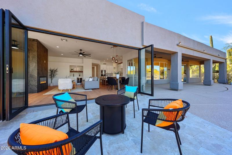 Indoor/Outdoor Living