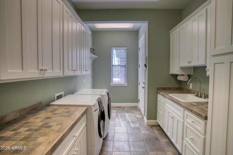 Oversized Laundry Room