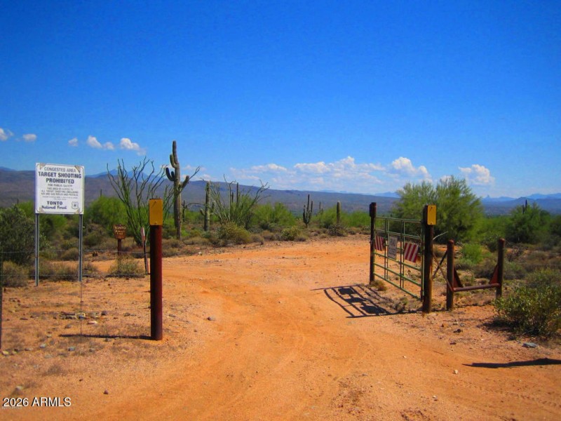 Tonto National Forest entry