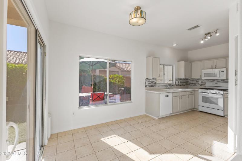 19213 N 138th Ave-----9