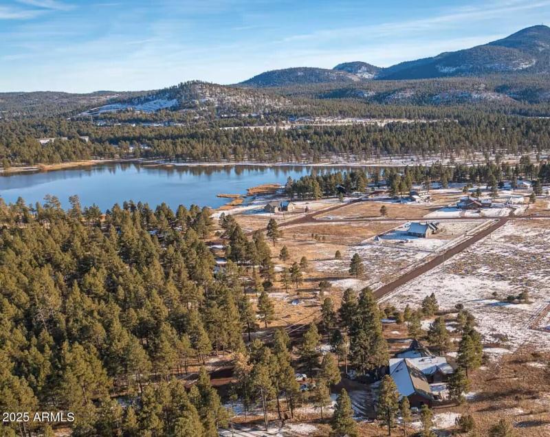 758c9542-be58-453b-b43b-a4589eacac64 (1)