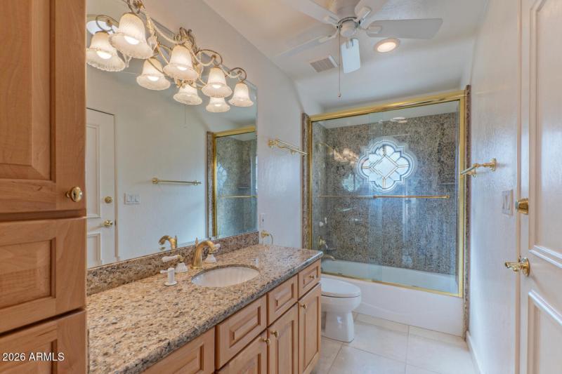 8262 East Vista De Valle-large-017-011-g