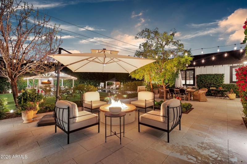 Outdoor Entertainment